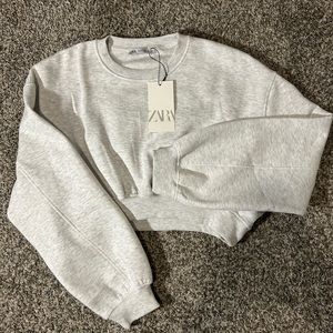 Zara Cropped Sweatshirt